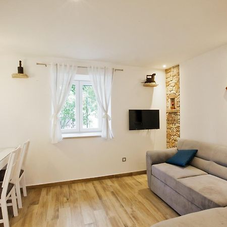 Paradise Stone Apartments Bol Zewnętrze zdjęcie