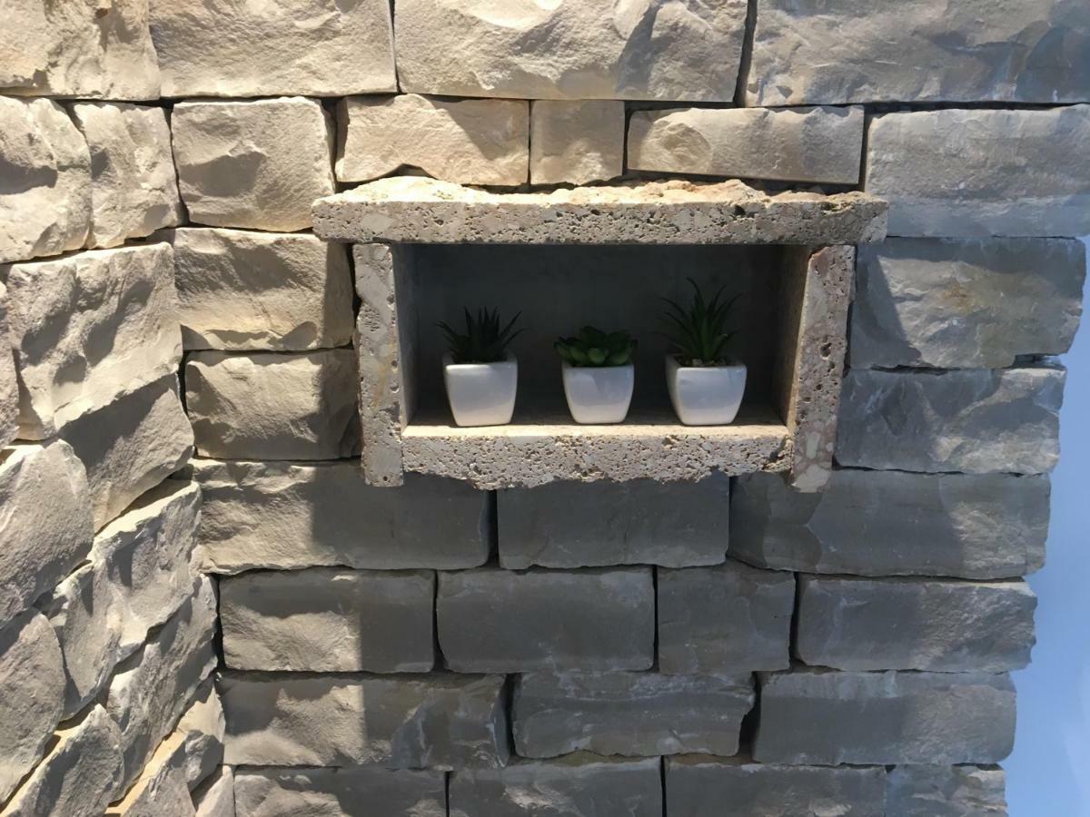 Paradise Stone Apartments Bol Zewnętrze zdjęcie
