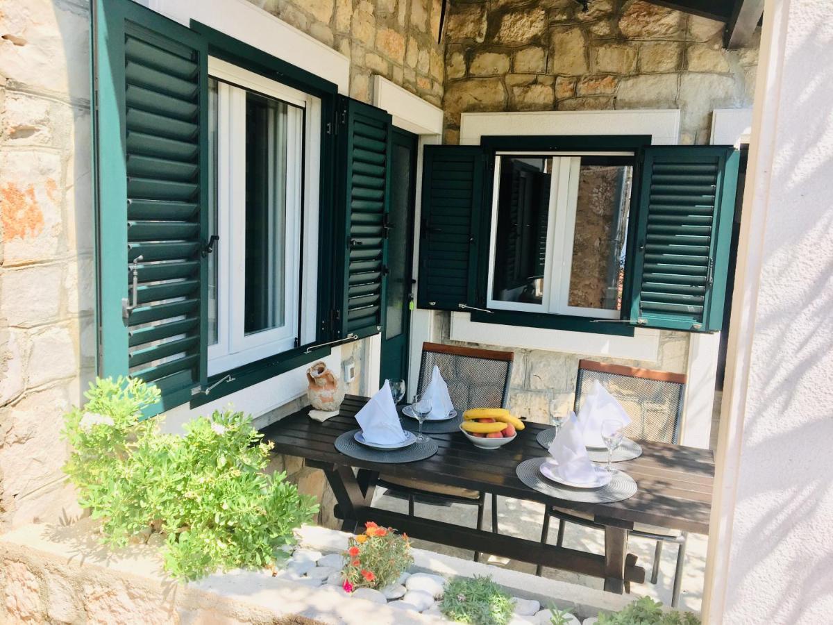 Paradise Stone Apartments Bol Zewnętrze zdjęcie